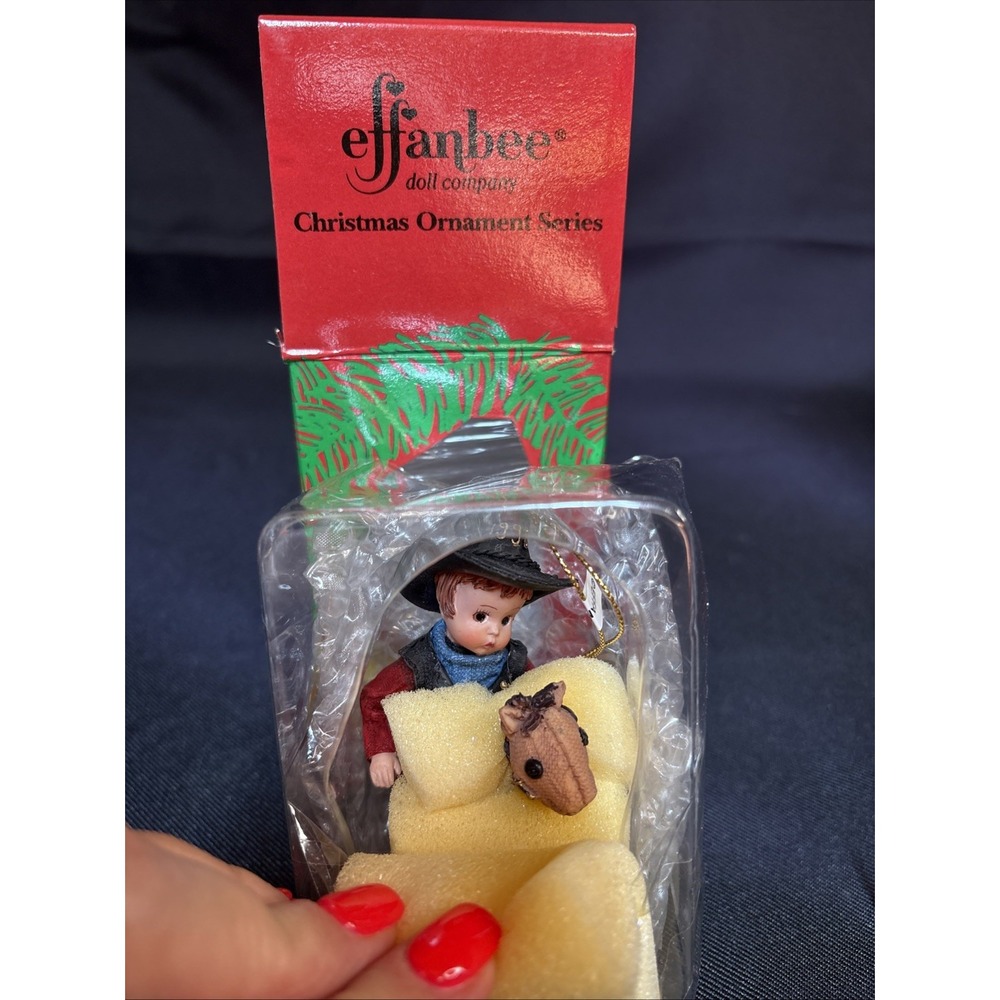 1998 Effanbee Christmas Ornament Series Cowboy Hat Doll Ornament F029 with Box